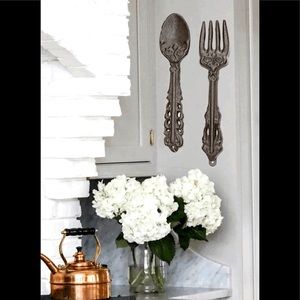 CAST IRON RUSTIC SPOON & FORK DECORATIVE WALL HANGING SET